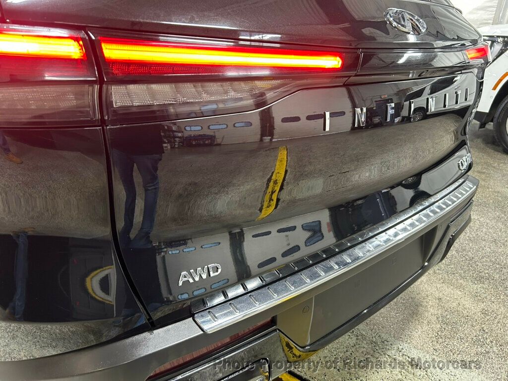 2023 INFINITI QX60 PURE AWD - Mineral Black exterior view 12