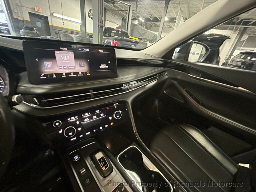 2023 INFINITI QX60 PURE AWD - Mineral Black exterior view 15