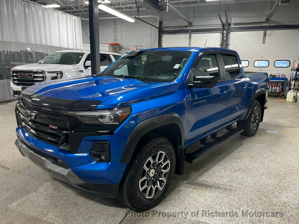 2023 Chevrolet Colorado 4WD Crew Cab Z71 - Glacier Blue Metallic exterior view 4