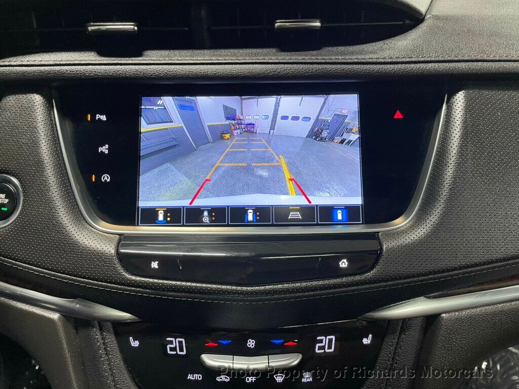 2023 Cadillac XT5 AWD 4dr Sport - Crystal White Tricoat exterior view 14