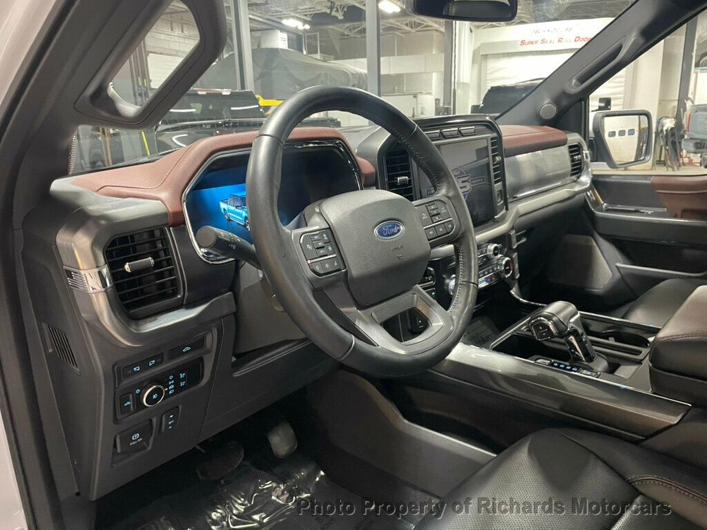 2023 Ford F-150 LARIAT 4WD SuperCrew 6.5' Box - Oxford White exterior view 12