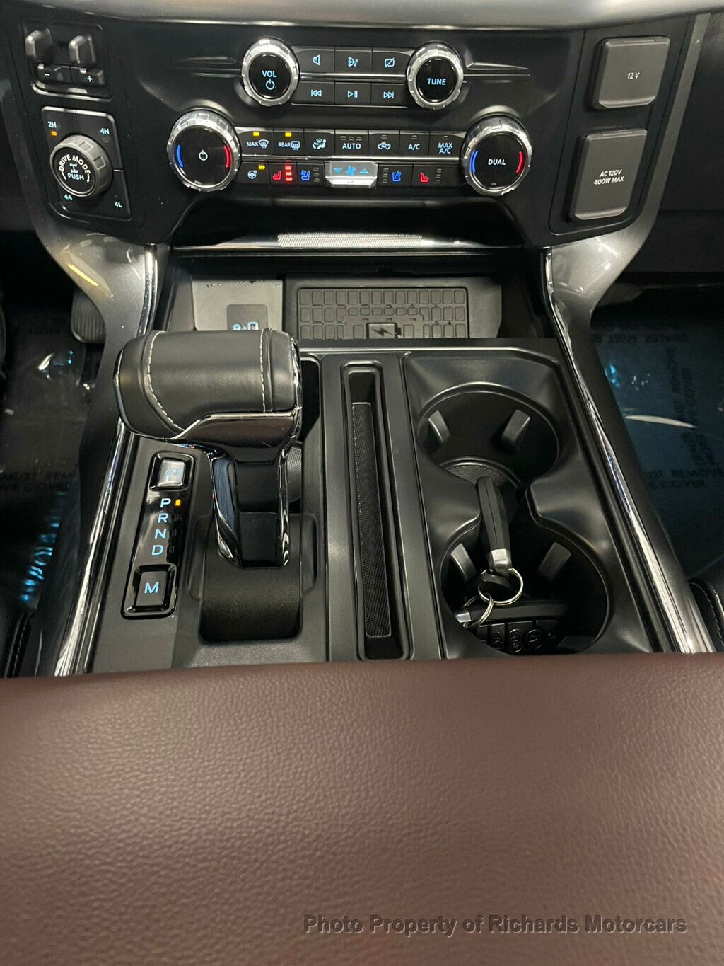 2023 Ford F-150 LARIAT 4WD SuperCrew 6.5' Box - Oxford White exterior view 16