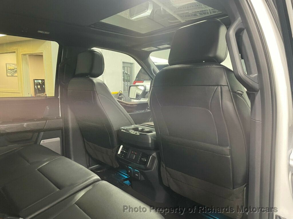 2023 Ford F-150 LARIAT 4WD SuperCrew 6.5' Box - Oxford White exterior view 20