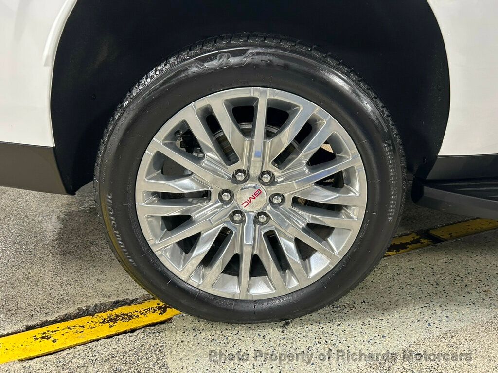 2025 GMC Yukon XL 4WD 4dr Elevation - Summit White exterior view 12