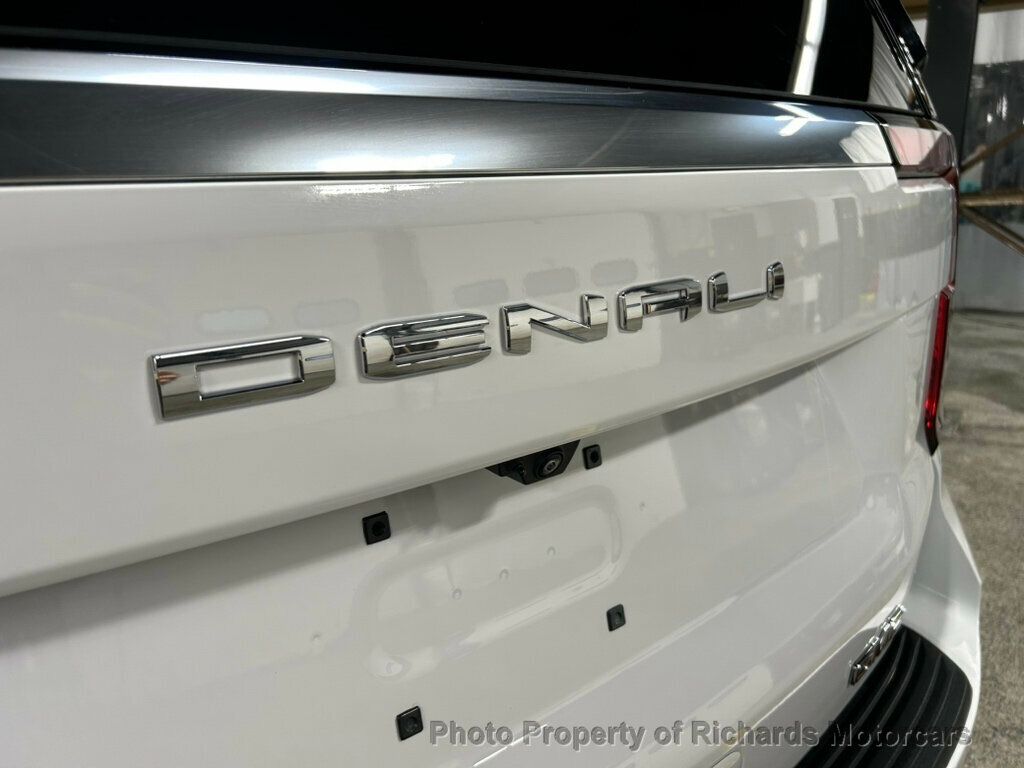 2025 GMC Yukon 4WD 4dr Denali - Summit White exterior view 15