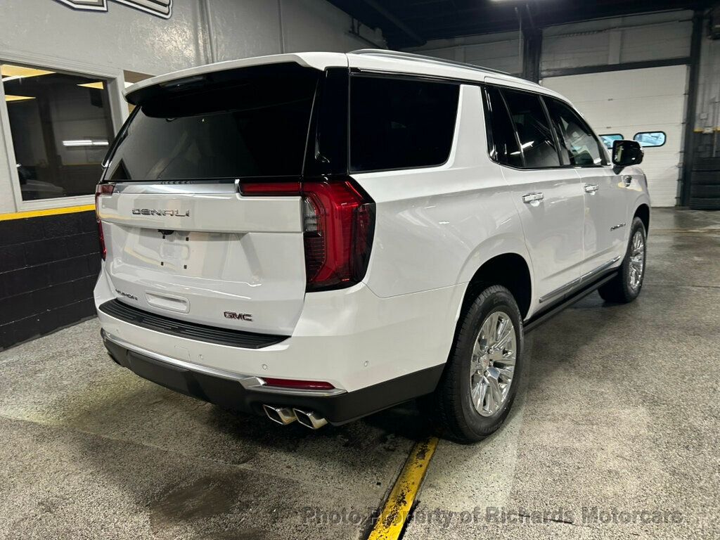 2025 GMC Yukon 4WD 4dr Denali - Summit White exterior view 4