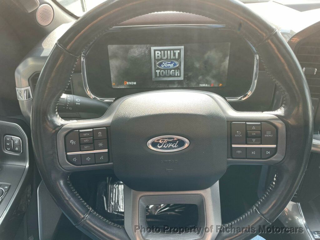 2022 Ford F-150 LARIAT 4WD SuperCrew 5.5' Box - Oxford White exterior view 13