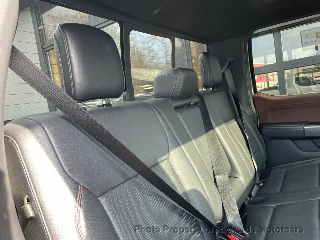 2022 Ford F-150 LARIAT 4WD SuperCrew 5.5' Box - Oxford White exterior view 20