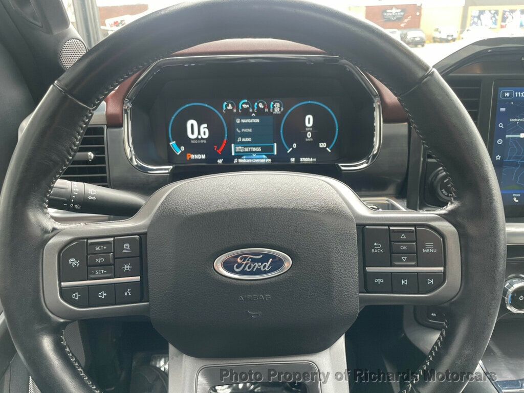 2022 Ford F-150 LARIAT 4WD SuperCrew 5.5' Box - Oxford White exterior view 13