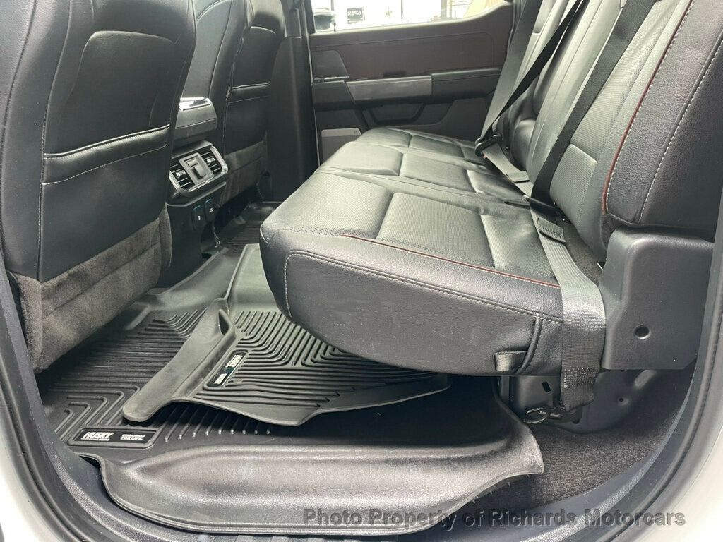 2022 Ford F-150 LARIAT 4WD SuperCrew 5.5' Box - Oxford White exterior view 17