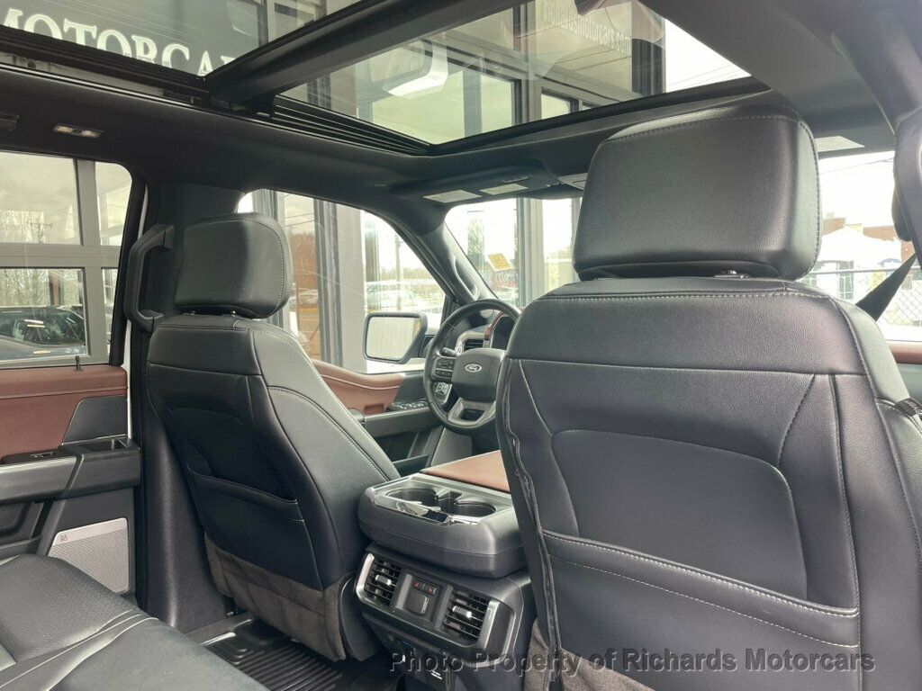 2022 Ford F-150 LARIAT 4WD SuperCrew 5.5' Box - Oxford White exterior view 20