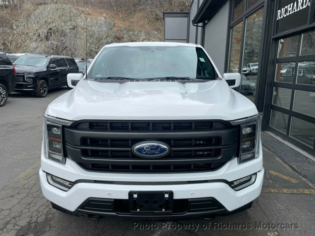 2022 Ford F-150 LARIAT 4WD SuperCrew 5.5' Box - Oxford White exterior view 4