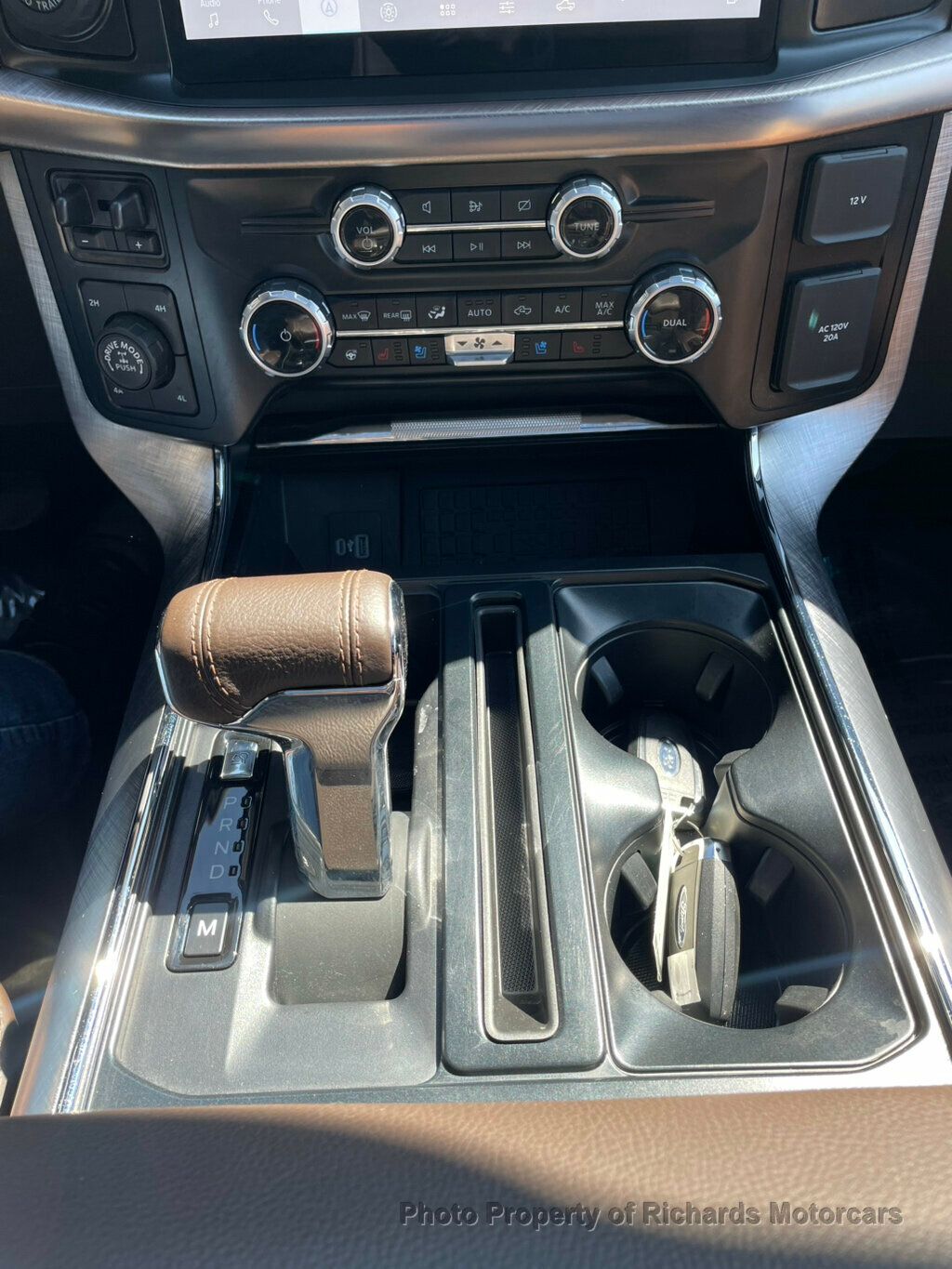 2023 Ford F-150 King Ranch 4WD SuperCrew 6.5' Box - Rapid Red Metallic Tinted Clearcoat exterior view 17