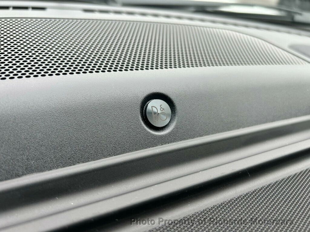 2026 Ford F-150 LARIAT 4WD SuperCrew 5.5' Box - Avalanche exterior view 19