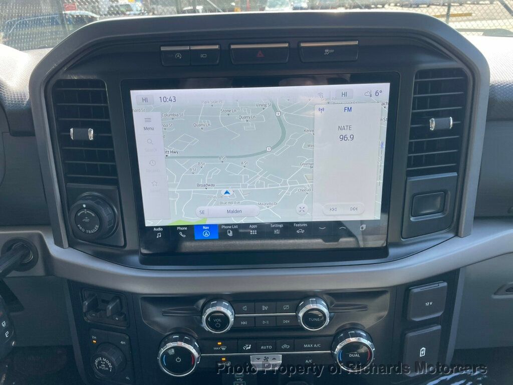 2024 Ford F-150 XLT 4WD SuperCrew 5.5' Box - Antimatter Blue Metallic exterior view 15
