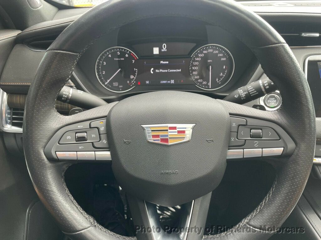 2023 Cadillac XT4 AWD 4dr Sport - Crystal White Tricoat exterior view 14