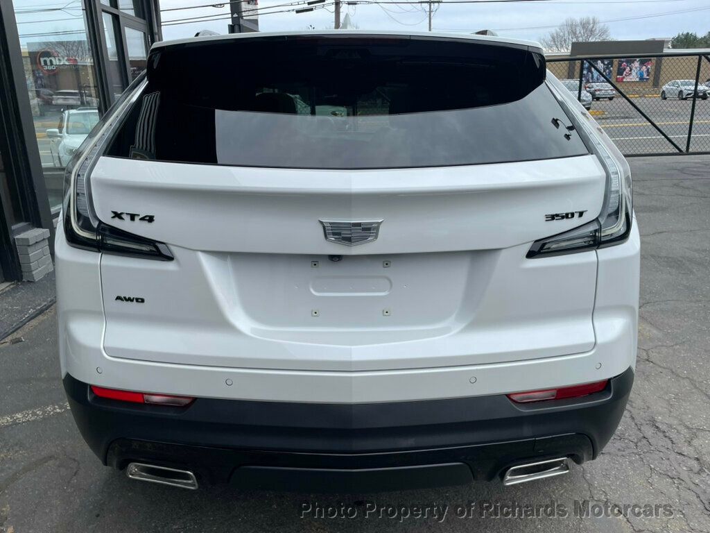 2023 Cadillac XT4 AWD 4dr Sport - Crystal White Tricoat exterior view 7