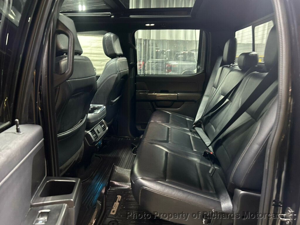 2023 Ford F-150 XLT 4WD SuperCrew 5.5' Box - Agate Black Metallic exterior view 20