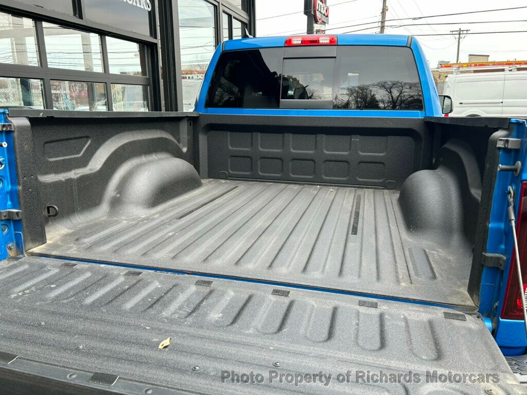 2023 Ram 1500 Classic Warlock 4x4 Crew Cab 5'7