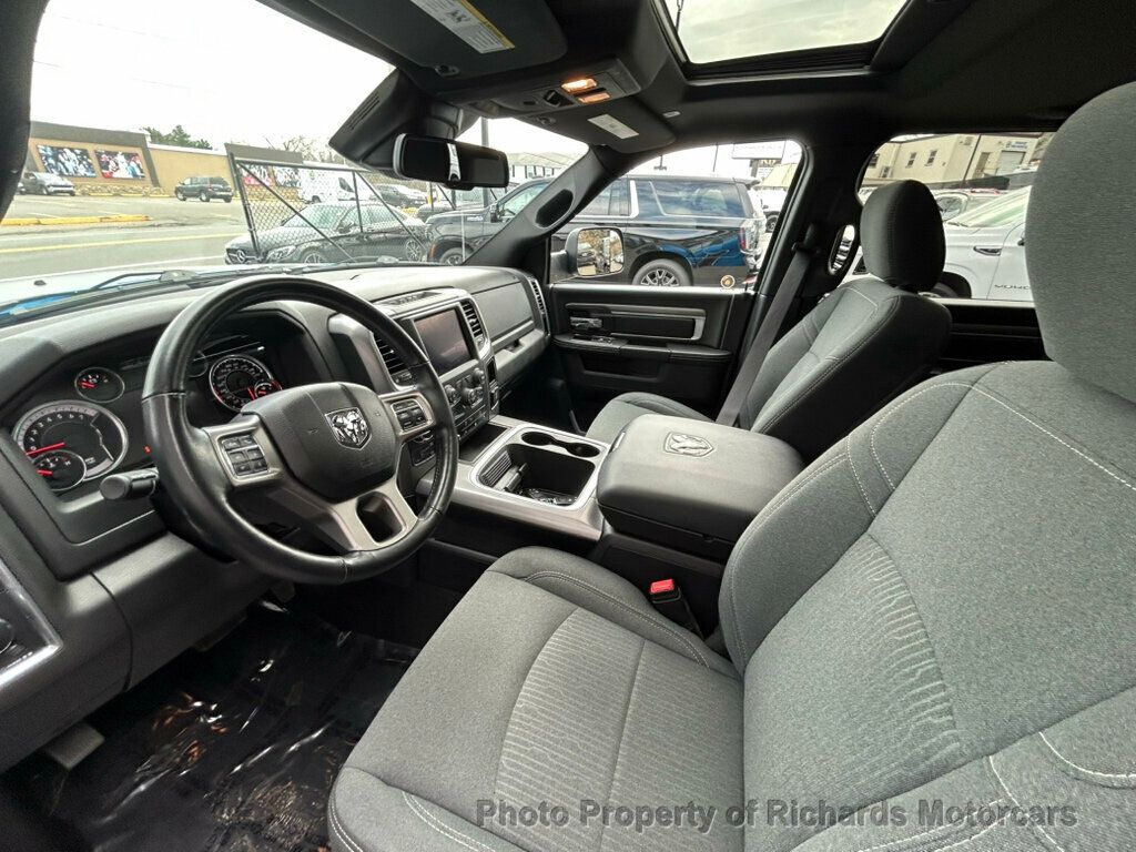 2023 Ram 1500 Classic Warlock 4x4 Crew Cab 5'7