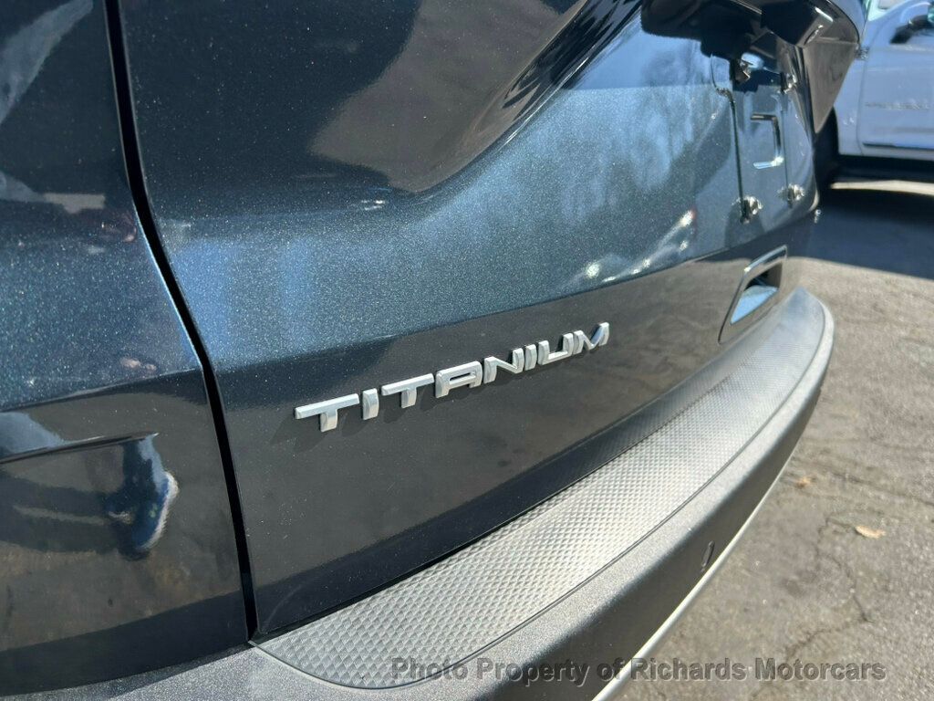 2022 Ford Escape Titanium Hybrid AWD - Carbonized Gray Metallic exterior view 10