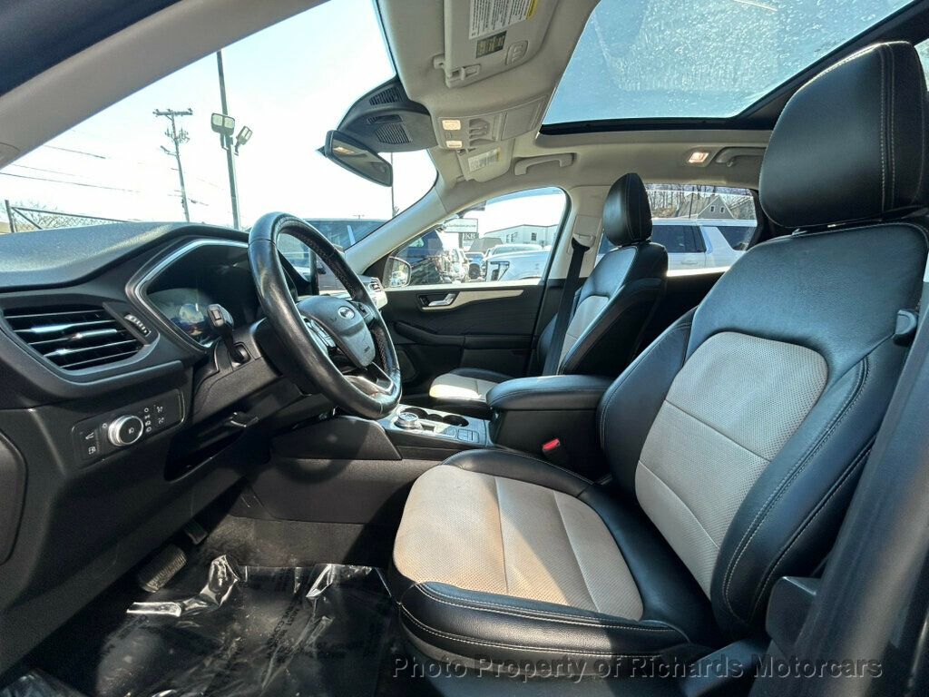 2022 Ford Escape Titanium Hybrid AWD - Carbonized Gray Metallic exterior view 11