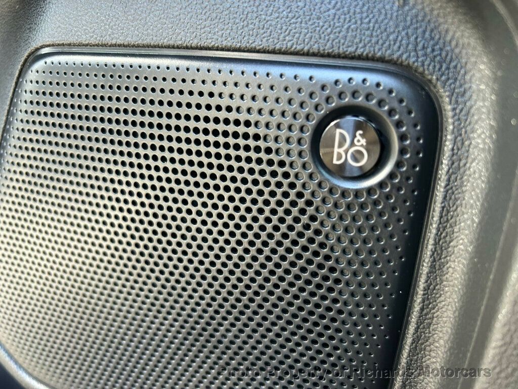 2022 Ford Escape Titanium Hybrid AWD - Carbonized Gray Metallic exterior view 15