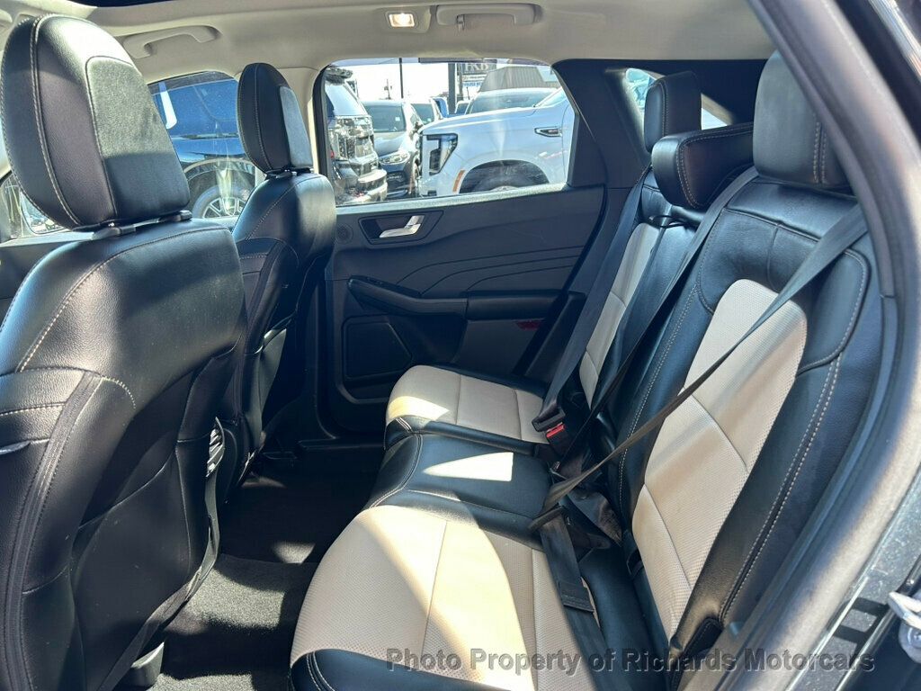 2022 Ford Escape Titanium Hybrid AWD - Carbonized Gray Metallic exterior view 16