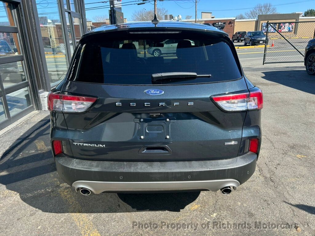 2022 Ford Escape Titanium Hybrid AWD - Carbonized Gray Metallic exterior view 3