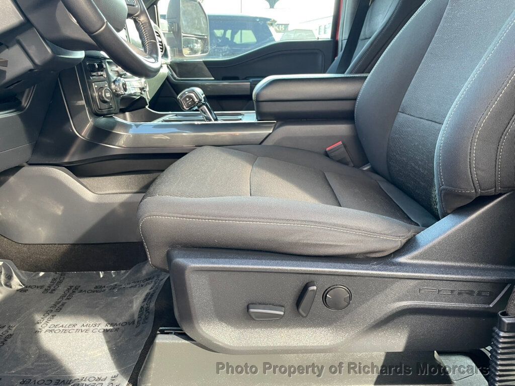 2022 Ford F-150 XLT 4WD SuperCrew 6.5' Box - Rapid Red Metallic Tinted Clearcoat exterior view 9