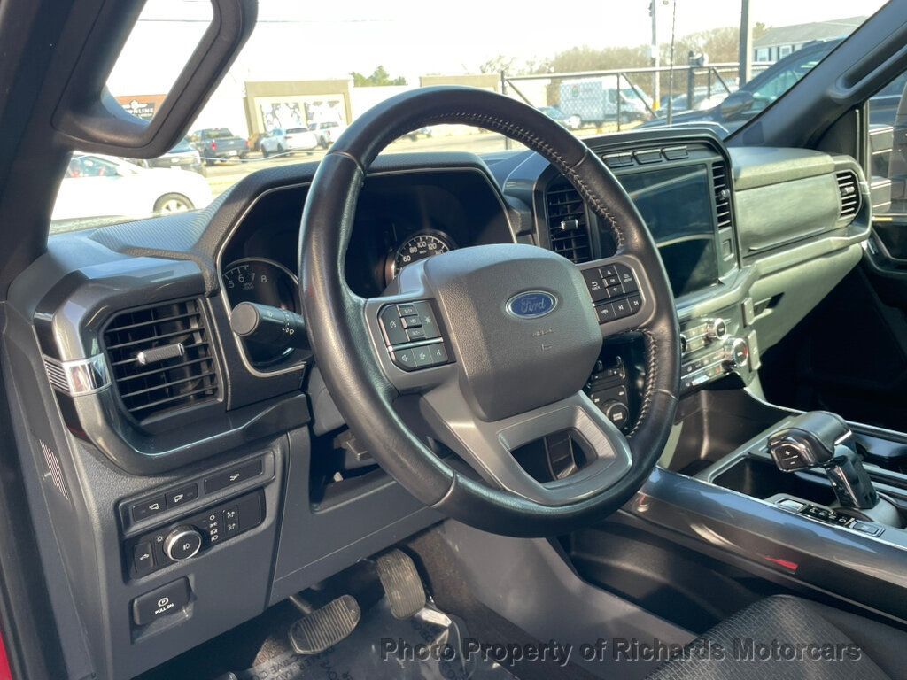 2022 Ford F-150 XLT 4WD SuperCrew 6.5' Box - Rapid Red Metallic Tinted Clearcoat exterior view 10