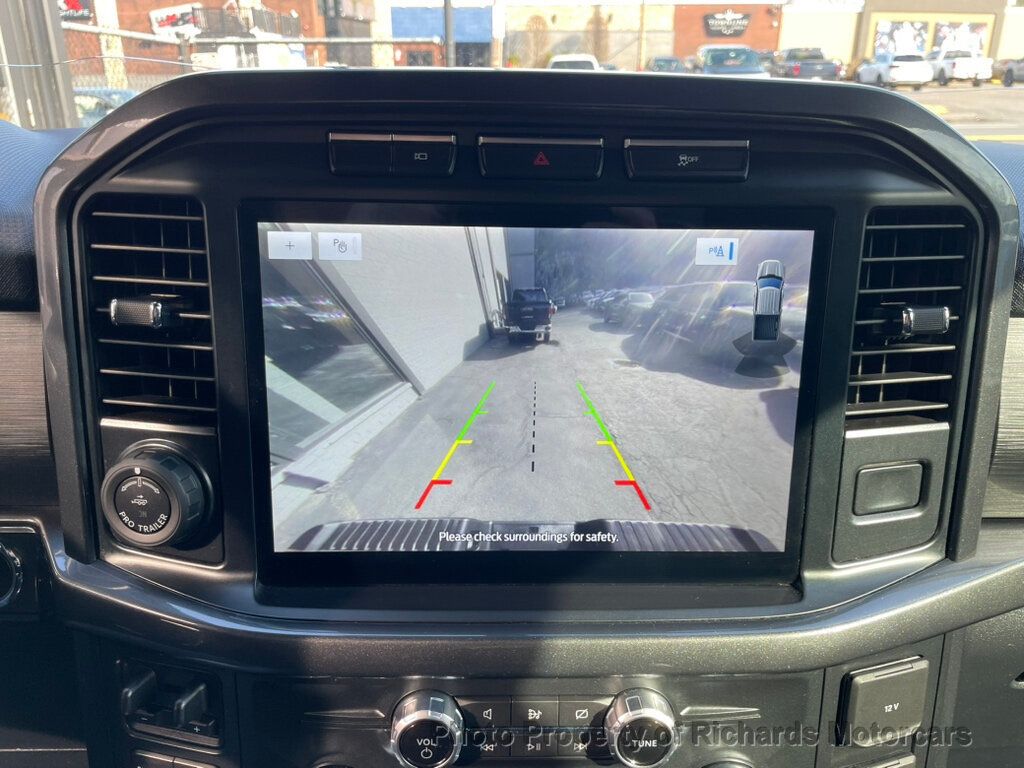 2022 Ford F-150 XLT 4WD SuperCrew 6.5' Box - Rapid Red Metallic Tinted Clearcoat exterior view 14