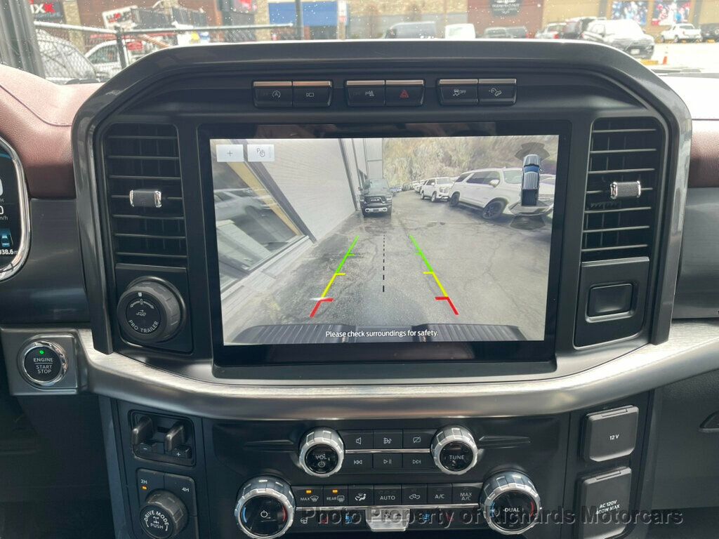 2023 Ford F-150 LARIAT 4WD SuperCrew 5.5' Box - Oxford White exterior view 16