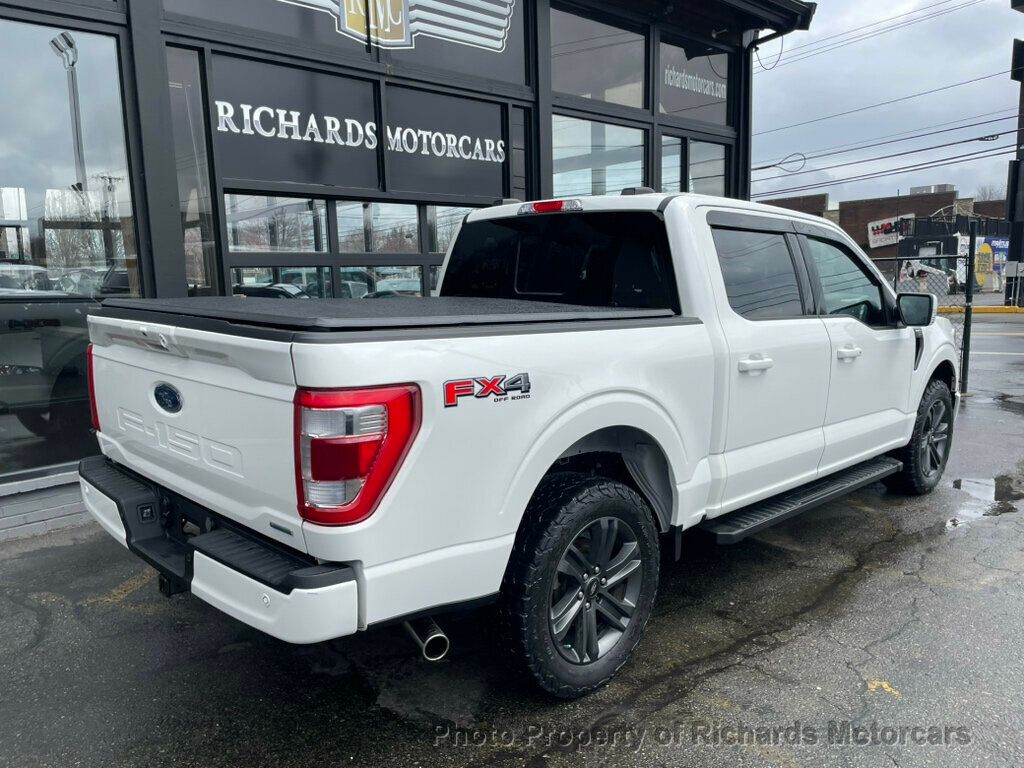 2023 Ford F-150 LARIAT 4WD SuperCrew 5.5' Box - Oxford White exterior view 8