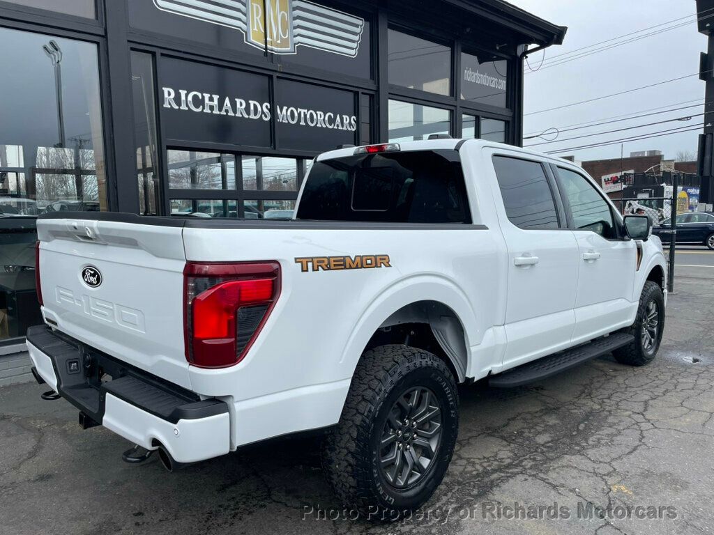 2025 Ford F-150 Tremor 4WD SuperCrew 5.5' Box - Oxford White exterior view 3
