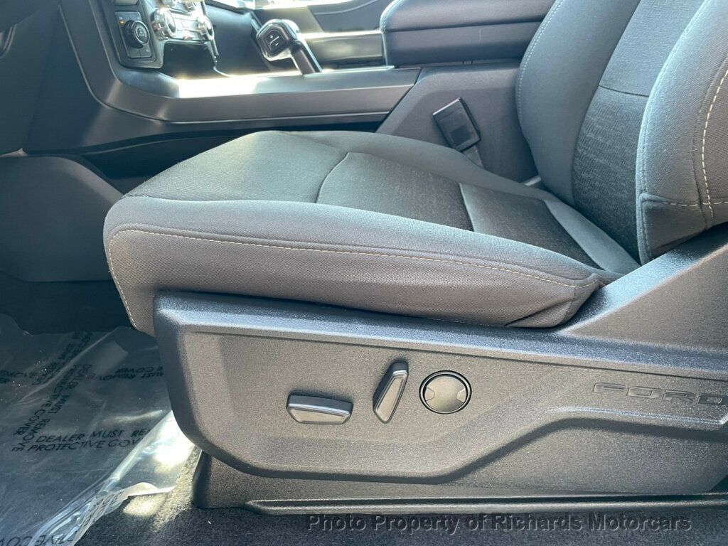 2024 Ford F-150 XLT 4WD SuperCrew 5.5' Box - Iconic Silver Metallic exterior view 11