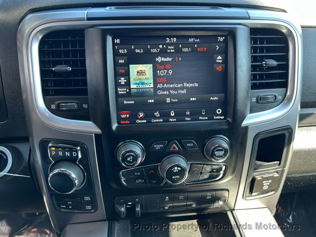 2022 Ram 1500 Classic Warlock 4x4 Crew Cab 5'7