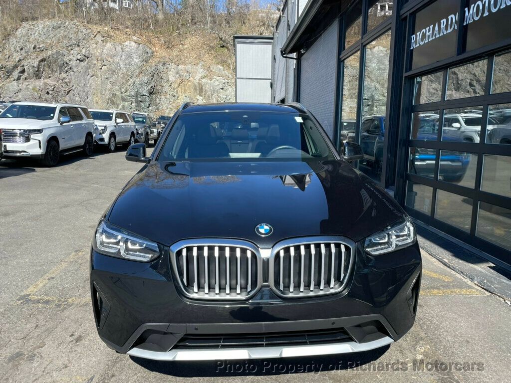 2023 BMW X3 xDrive30i Sports Activity Vehicle - Black Sapphire Metallic exterior view 4