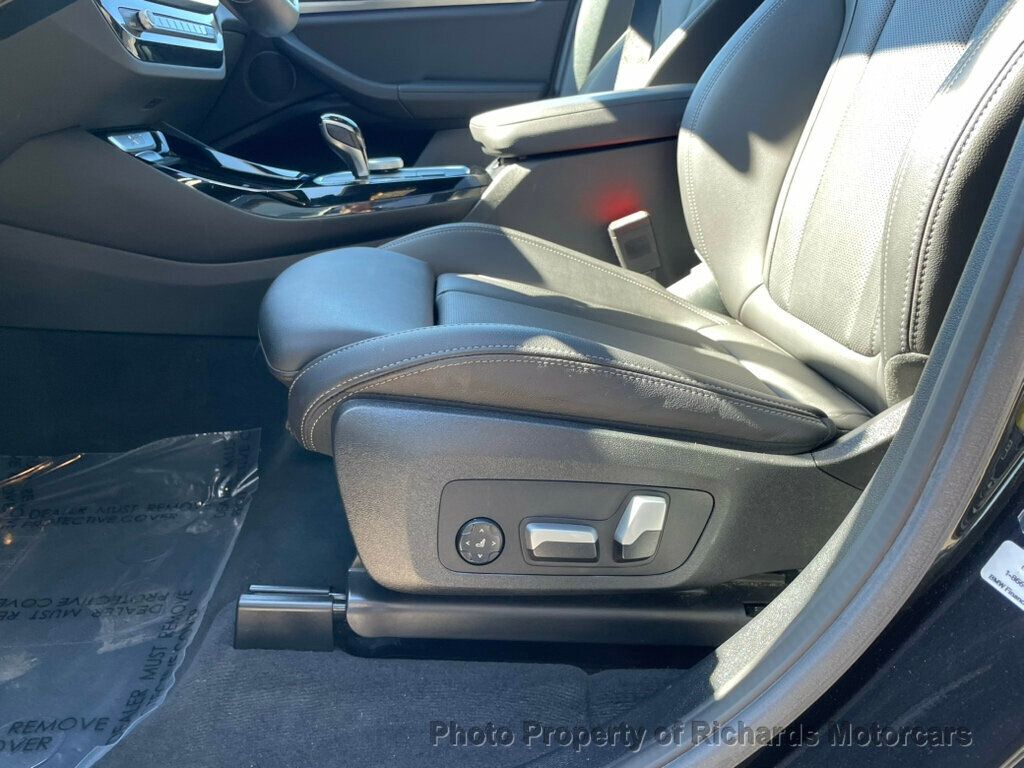 2023 BMW X3 xDrive30i Sports Activity Vehicle - Black Sapphire Metallic exterior view 9