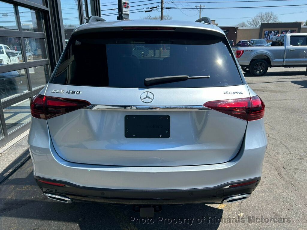 2024 Mercedes-Benz GLE GLE 450 4MATIC SUV - Cirrus Silver Metallic exterior view 4
