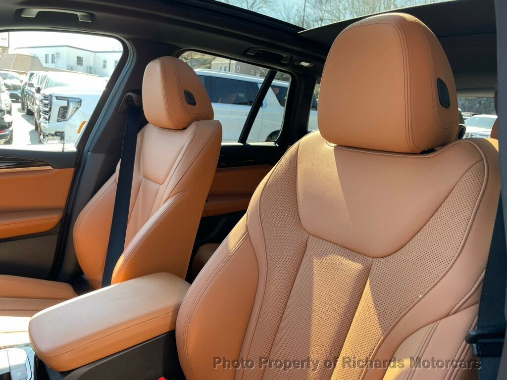 2023 BMW X3 xDrive30i Sports Activity Vehicle - Black Sapphire Metallic exterior view 11