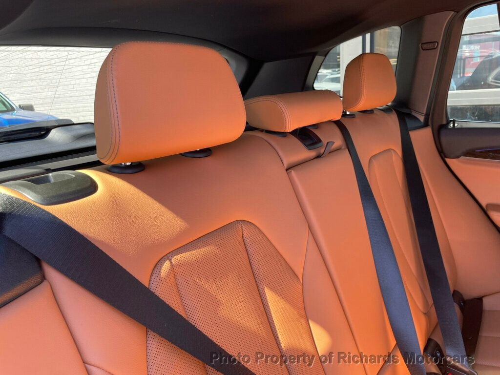 2023 BMW X3 xDrive30i Sports Activity Vehicle - Black Sapphire Metallic exterior view 19