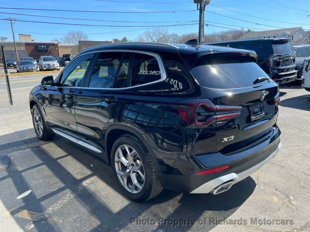2023 BMW X3 xDrive30i Sports Activity Vehicle - Black Sapphire Metallic exterior view 6