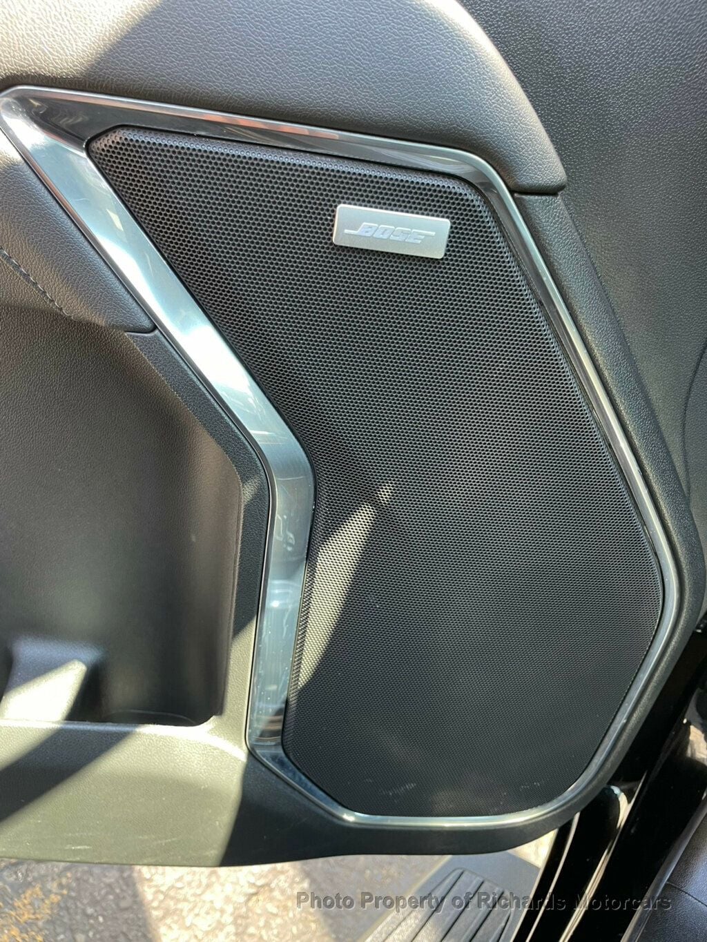 2024 GMC Sierra 1500 - Onyx Black exterior view 11