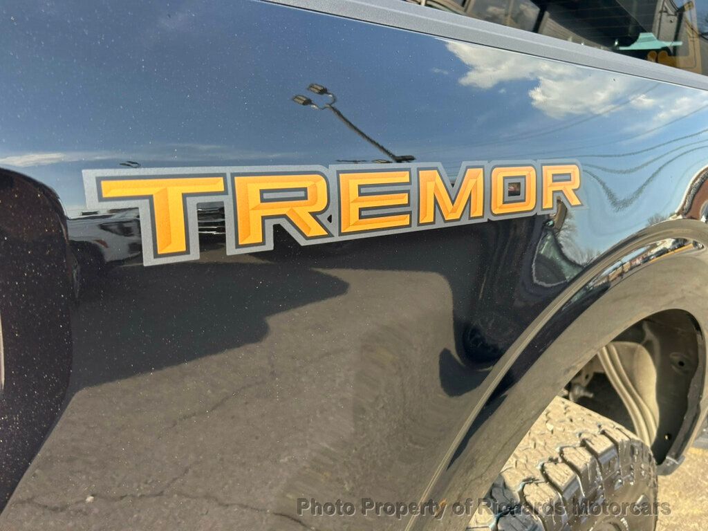 2025 Ford F-150 Tremor 4WD SuperCrew 5.5' Box - Agate Black Metallic exterior view 11