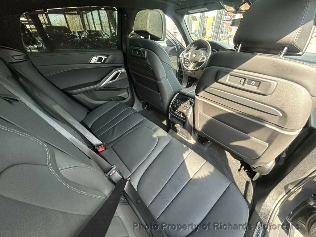 2022 BMW X6 xDrive40i Sports Activity - Dravit Grey Metallic exterior view 20