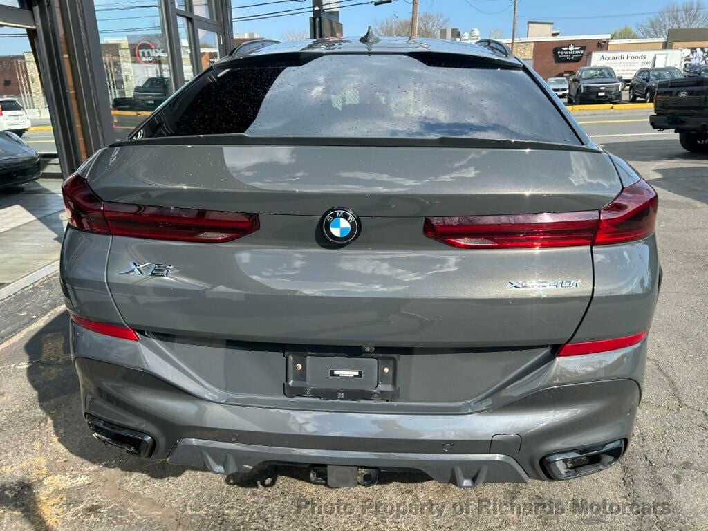 2022 BMW X6 xDrive40i Sports Activity - Dravit Grey Metallic exterior view 4