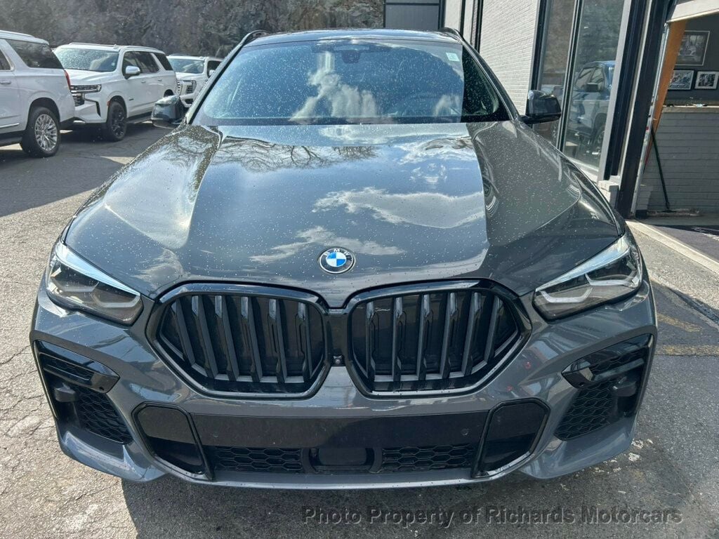 2022 BMW X6 xDrive40i Sports Activity - Dravit Grey Metallic exterior view 7