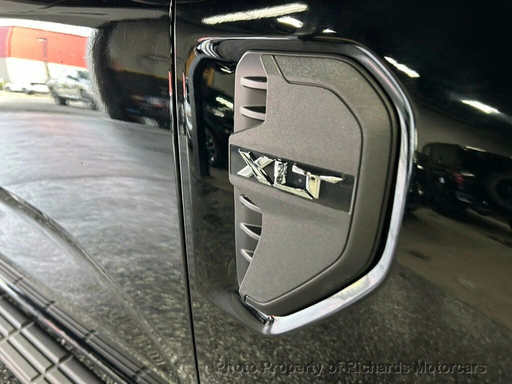 2024 Ford Ranger XLT 4WD SuperCrew 5' Box - Shadow Black exterior view 10