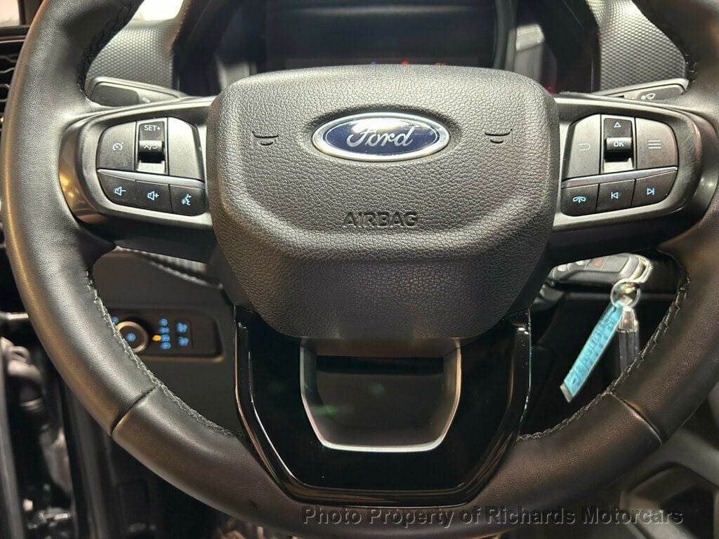 2024 Ford Ranger XLT 4WD SuperCrew 5' Box - Shadow Black exterior view 17